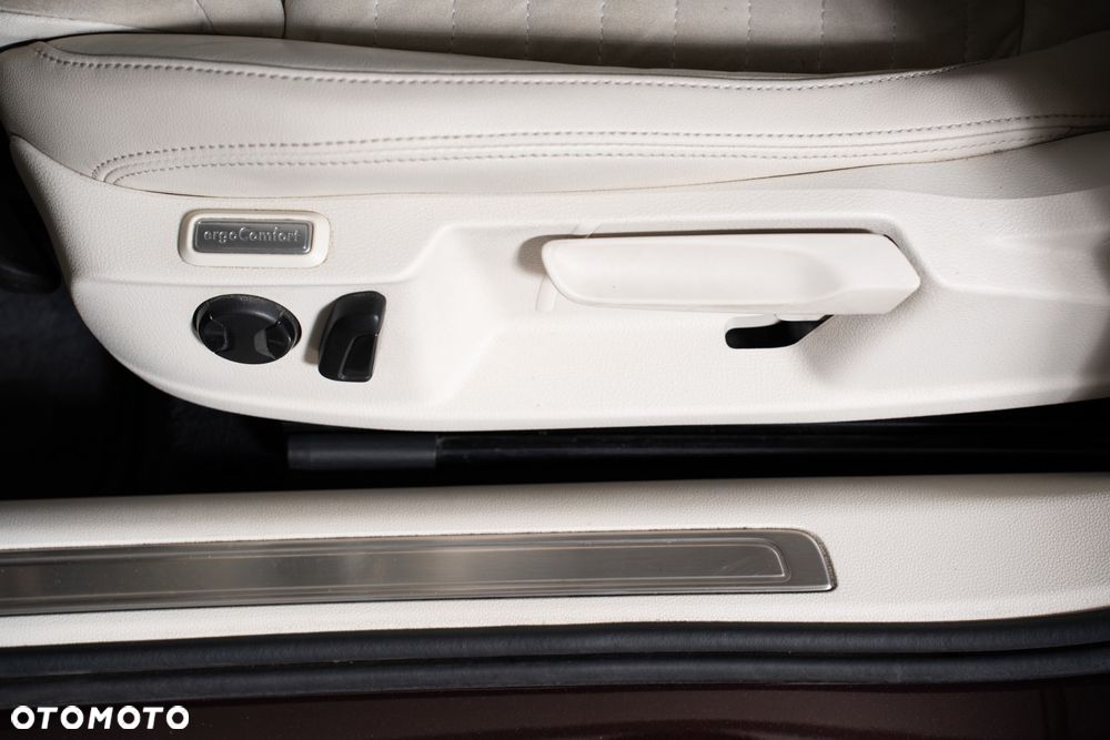 Volkswagen Passat 1.4 TSI BMT ACT Highline - 20