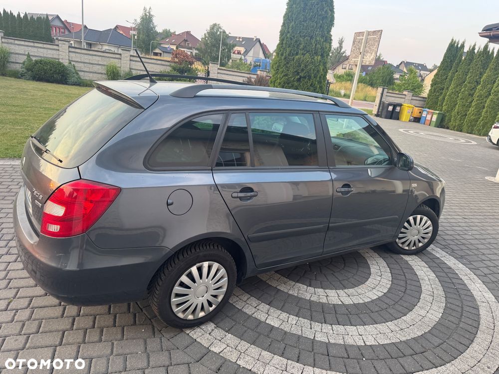 Skoda Fabia 1.2 TSI Ambiente - 9