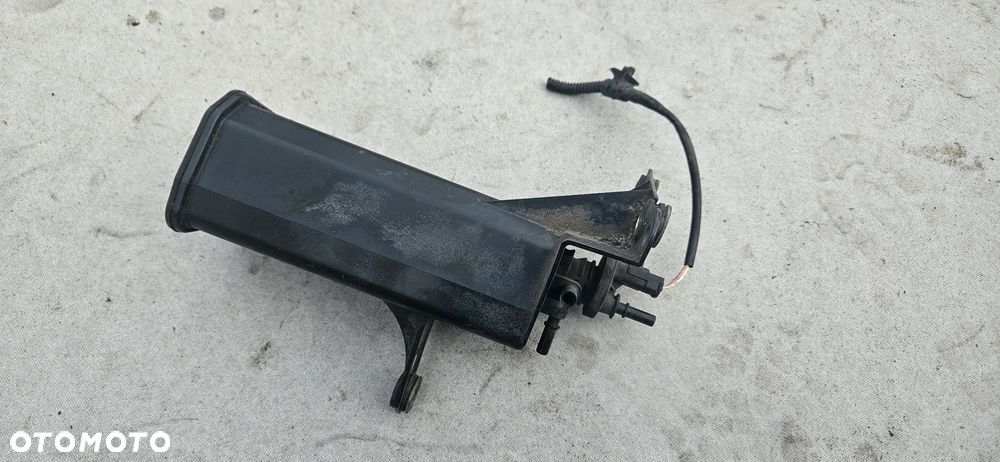 Obudowa filtra węglowego Renault Clio II Thalia I 1,2 16V 2001r 7700421413 - 1