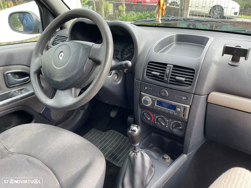 Renault Clio 1.5 dCi Pack - 8