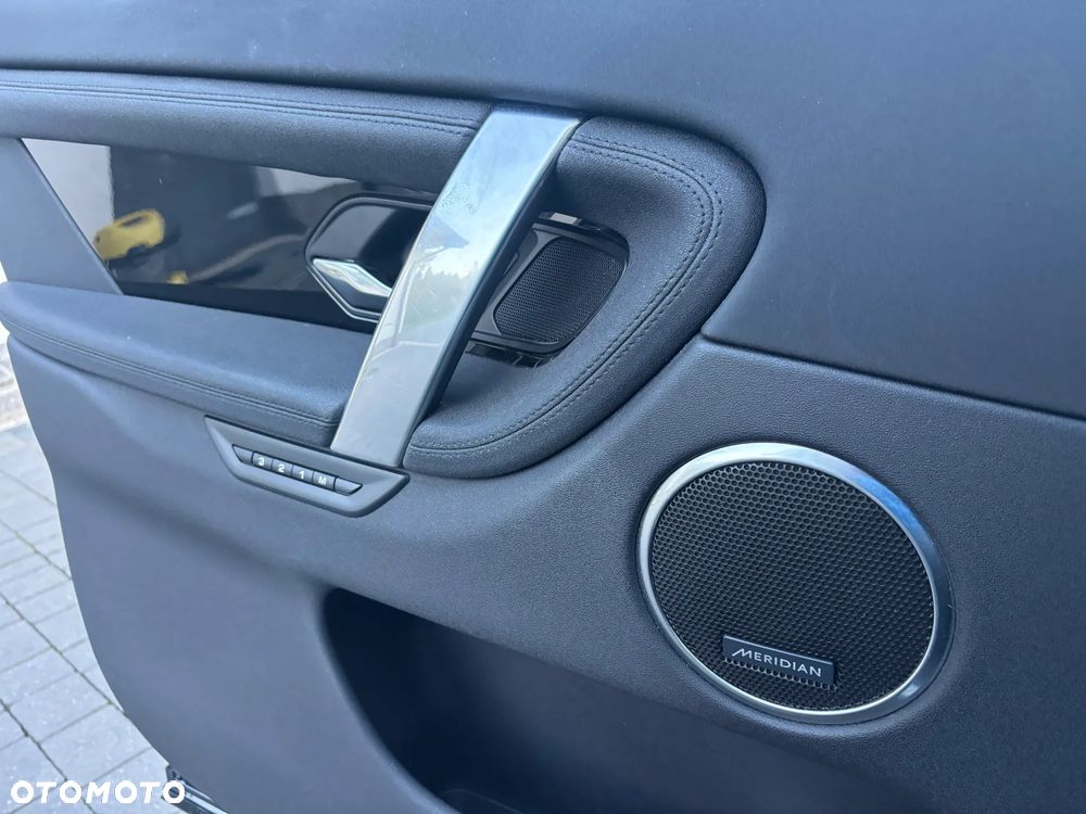 Land Rover Discovery Sport - 12