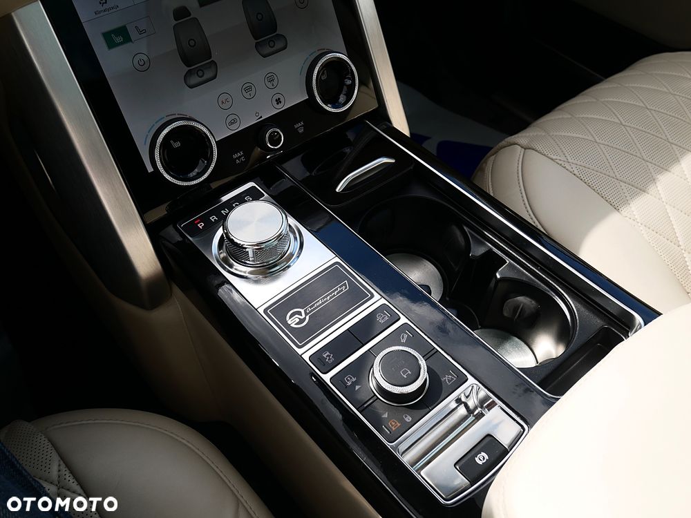 Land Rover Range Rover - 20