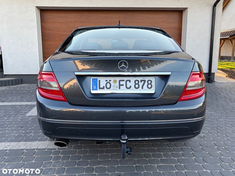 Mercedes-Benz Klasa C 200 7G-TRONIC Avantgarde Edition - 7