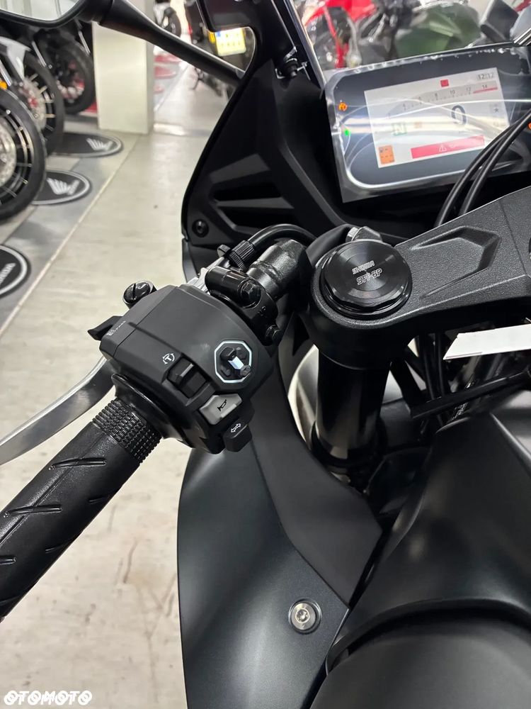 Honda CBR - 8