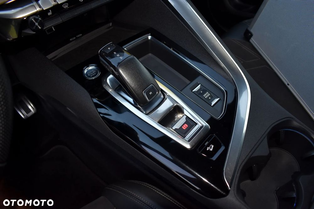 Peugeot 5008 BlueHDi 130 EAT8 GT - 29