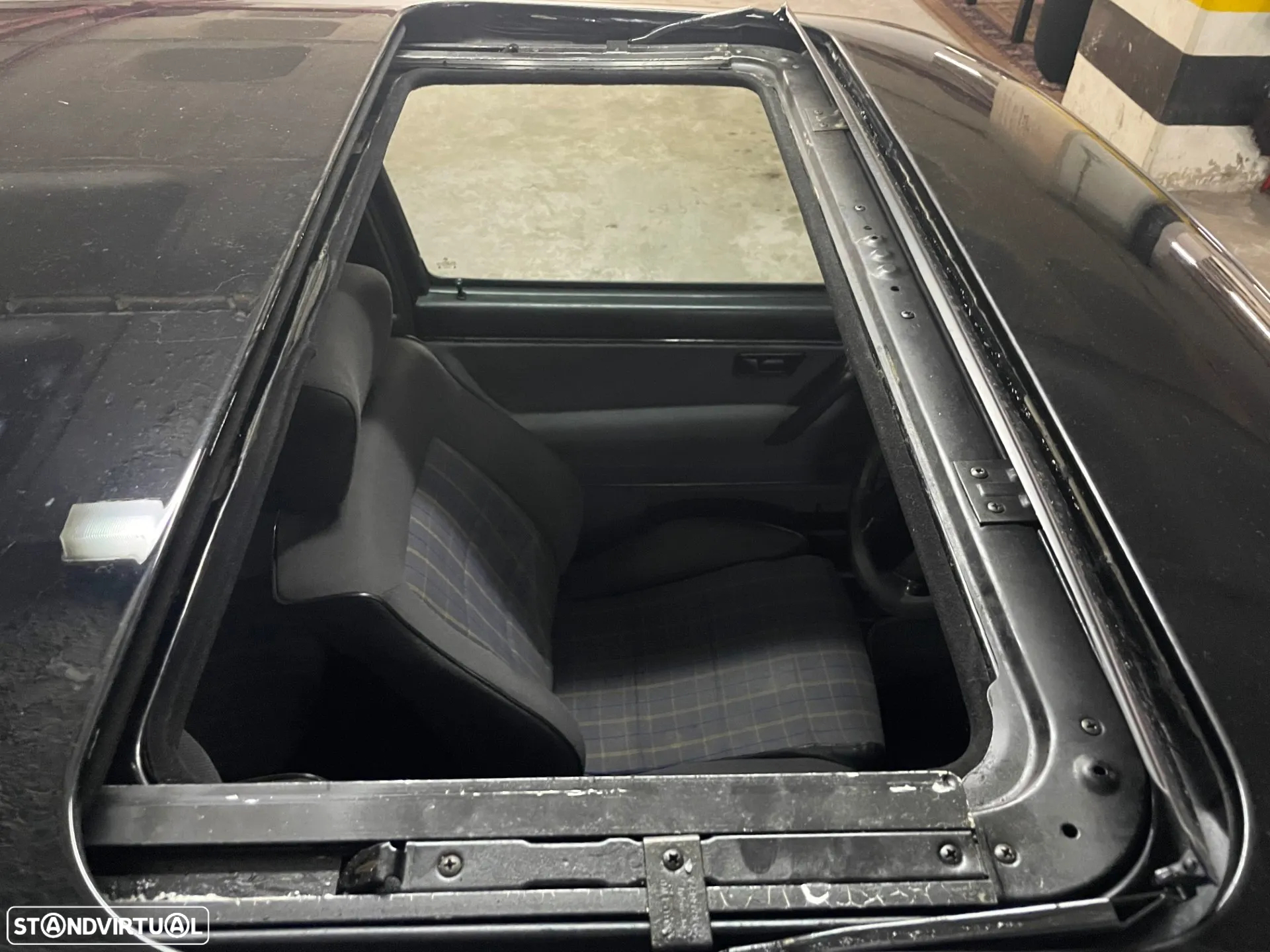 VW Golf 1.8 GTI 16V - 12