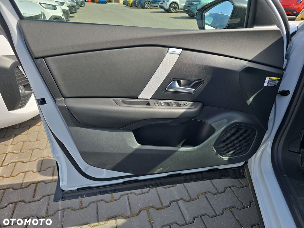 Citroën C4 1.2 mHEV Max eDCT6 - 14