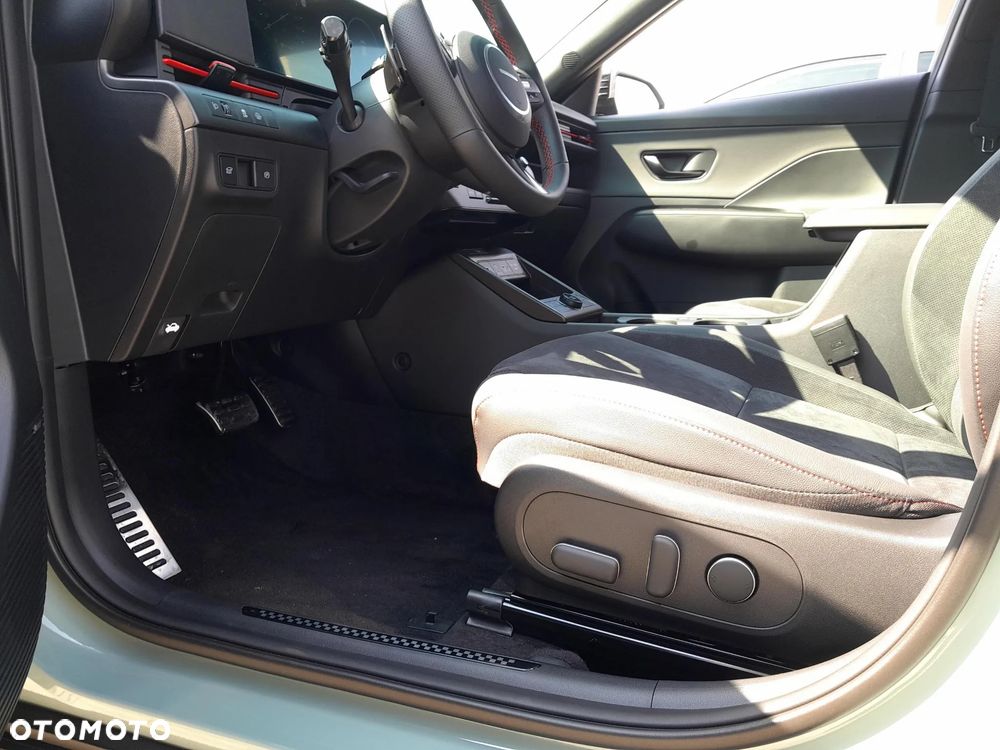 Hyundai Kona 1.6 GDI Hybrid N-Line DCT - 30