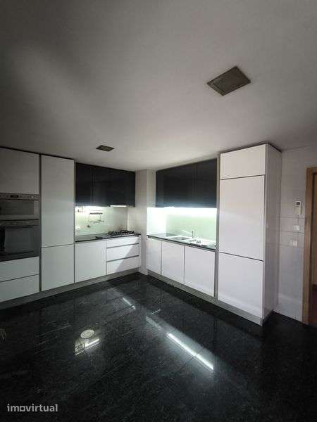 Penthouse T3+1 com 270m² | Condomínio Neopark – Santa Rita, Ermesinde - Grande imagem: 2/12