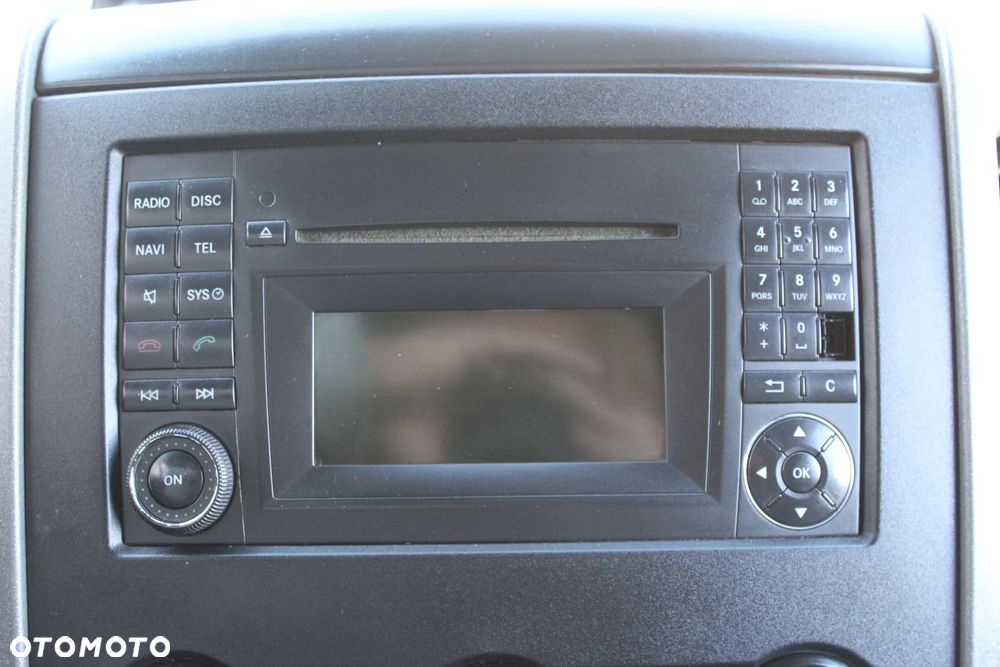 Mercedes-Benz Sprinter - 22