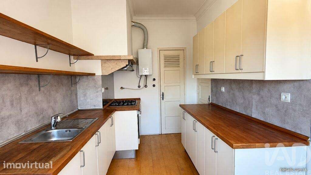 Apartamento T2 em Campo de Ourique de 68,00 m2 - Grande imagem: 5/18