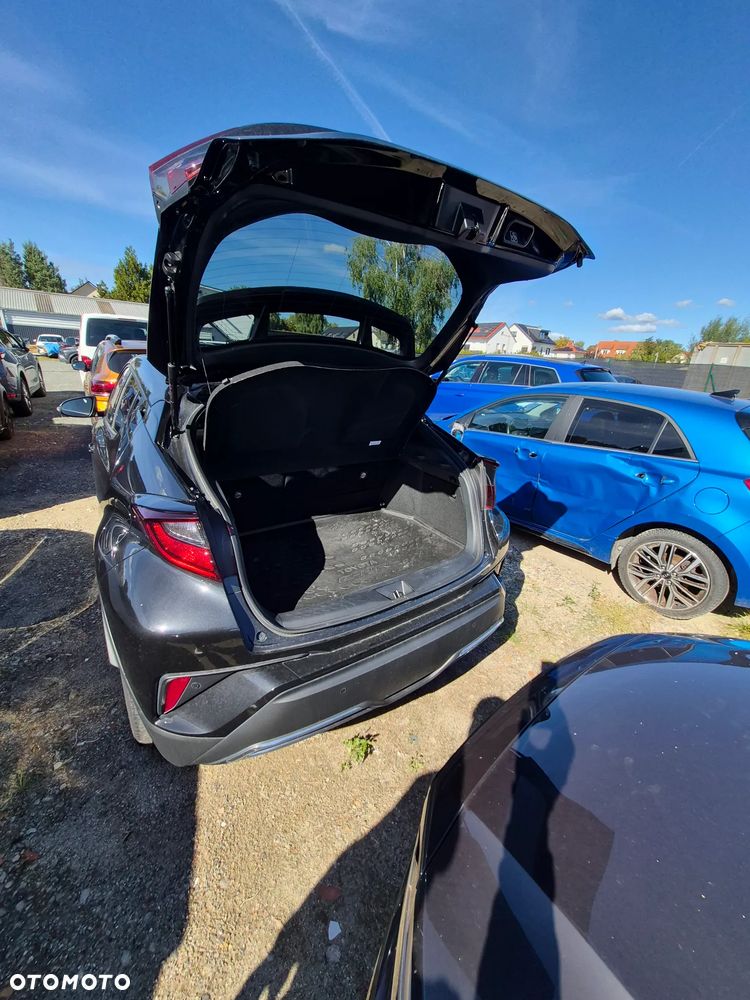 Toyota C-HR - 9