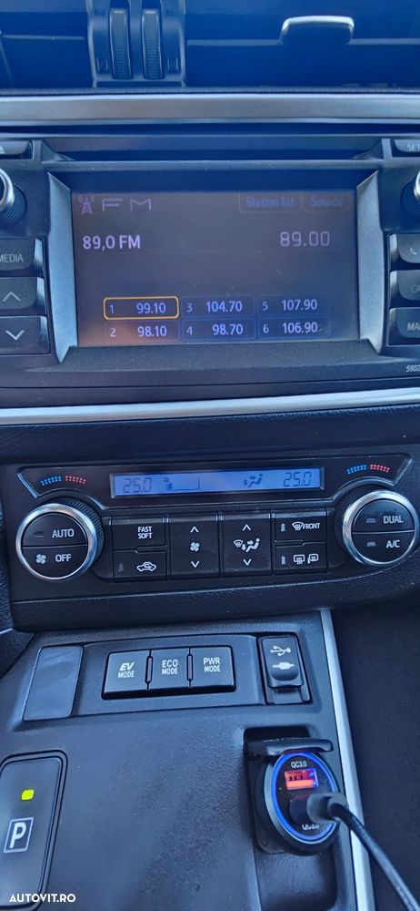 Toyota Auris - 10