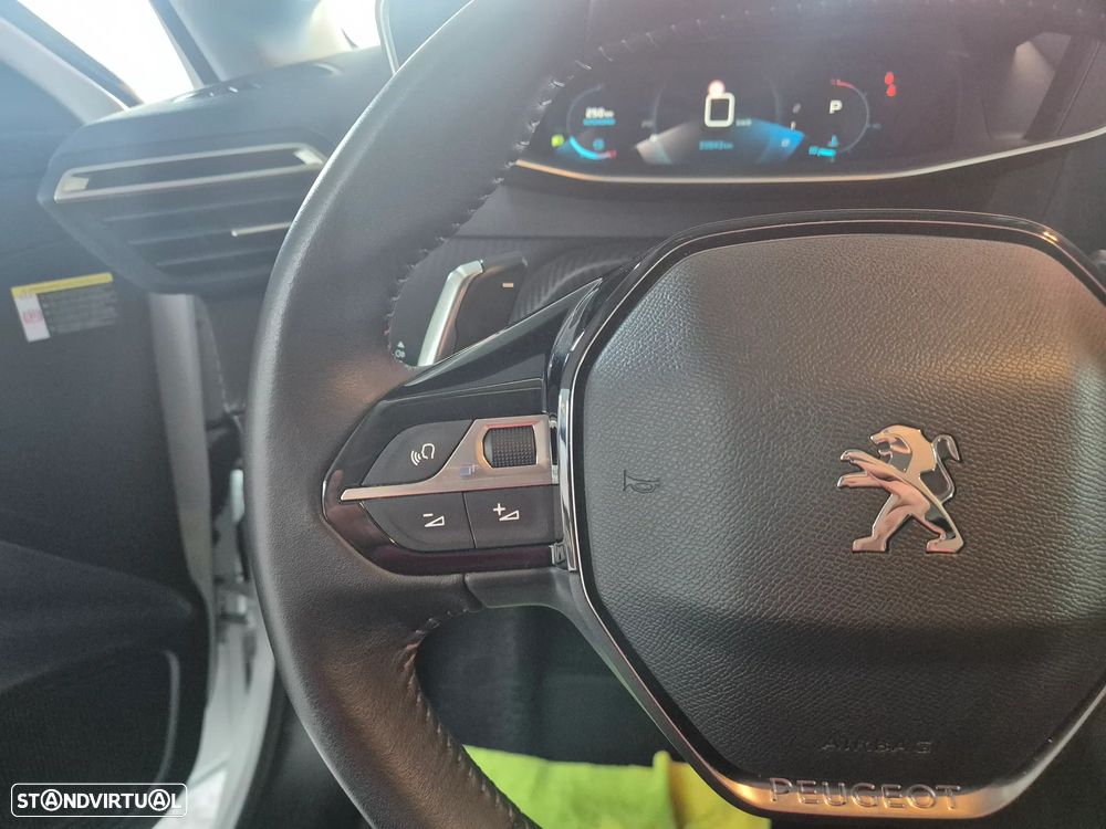 Peugeot 208 1.2 PureTech Allure Pack EAT8 - 20