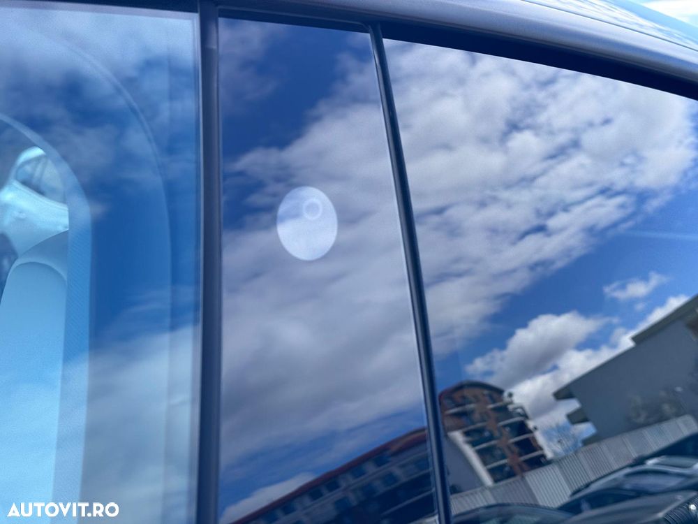 Tesla Model Y AWD Performance - 8