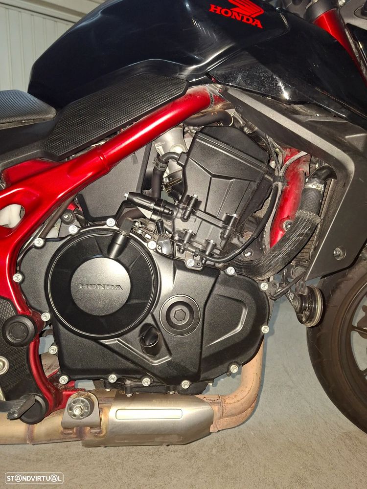 Honda Hornet CB750A - 6