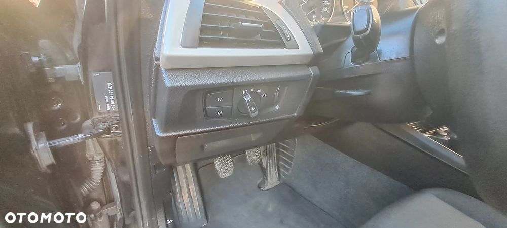 BMW Seria 1 116i Sport Line - 12