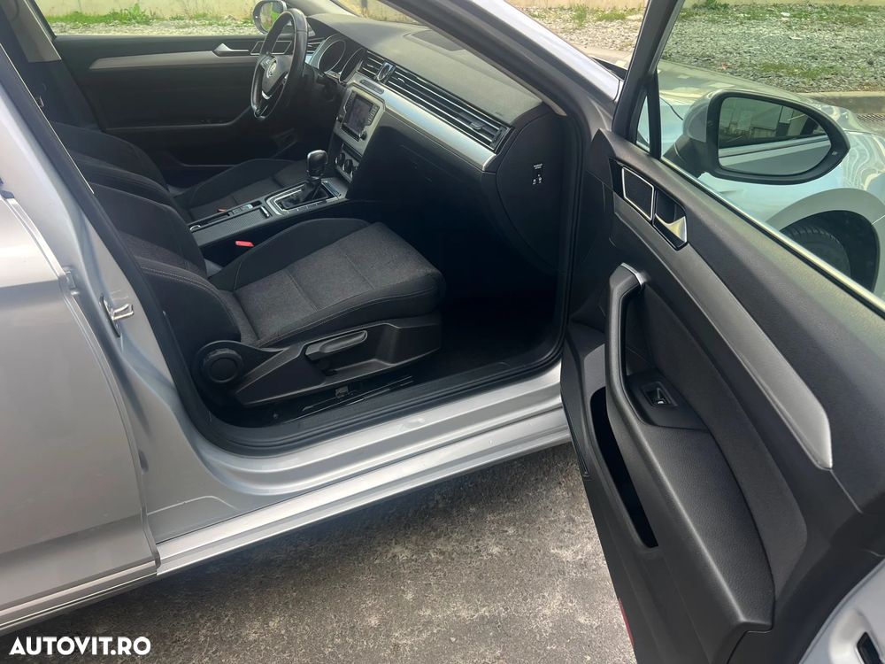 Volkswagen Passat Variant 2.0 TDI DSG (BlueMotion Technology) Highline - 17