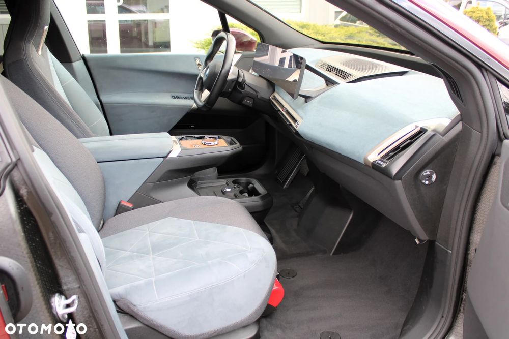 BMW iX xDrive40 76.6kWh - 25