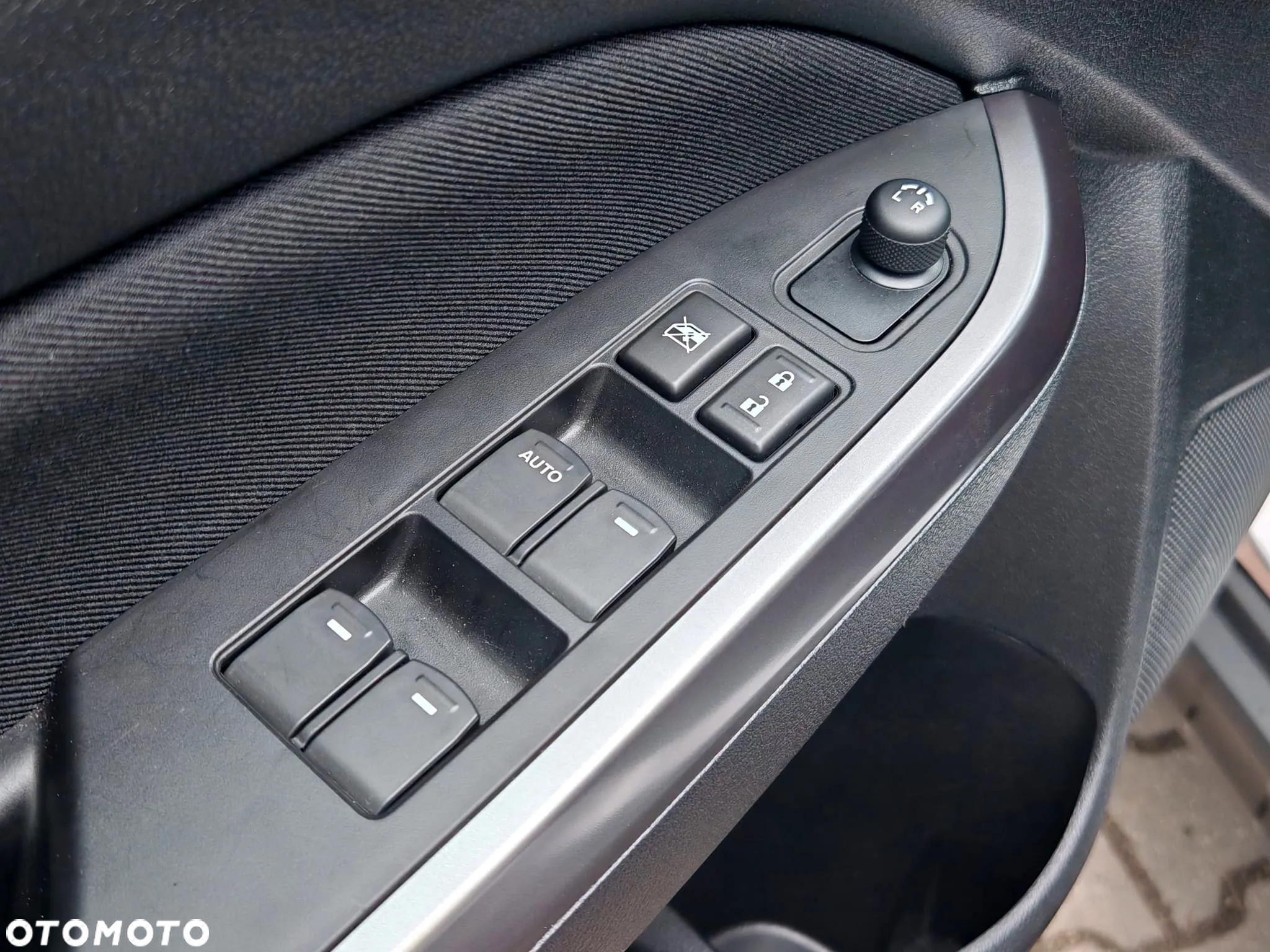 Suzuki Vitara - 19