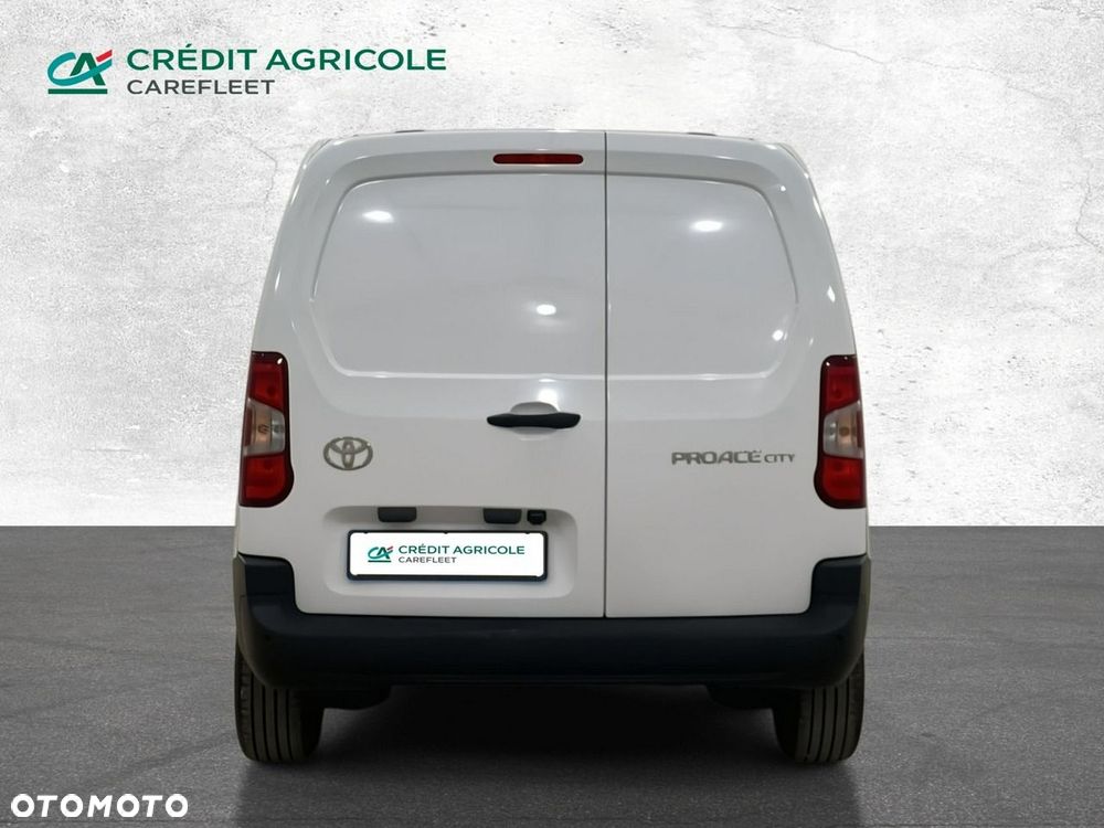 Toyota Proace City - 7