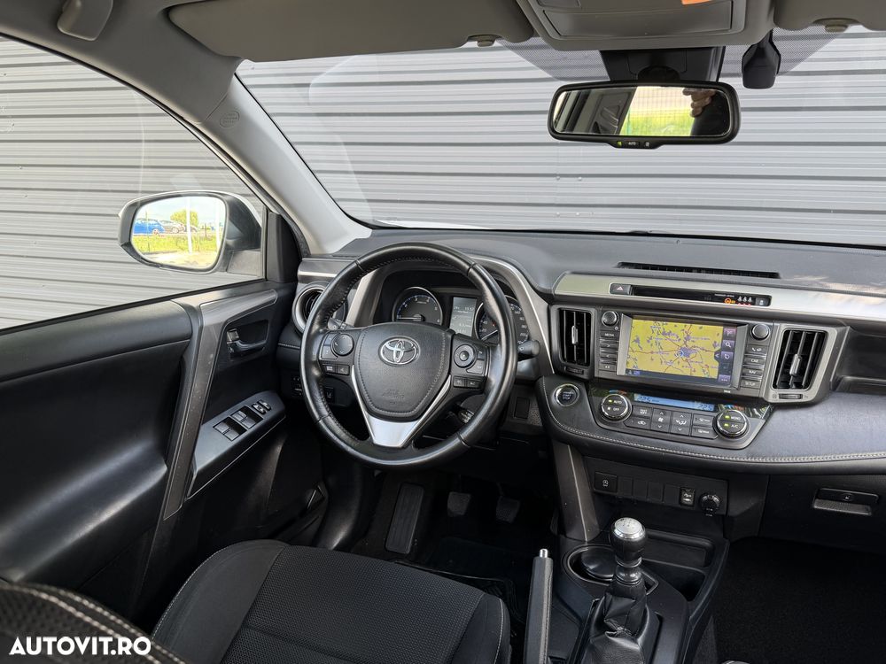 Toyota RAV4 2.0 D-4D 4x2 Start-Stop Edition-S - 9