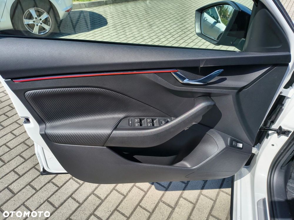 Skoda Kamiq 1.0 TSI Monte Carlo DSG - 15