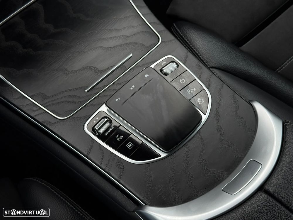 Mercedes-Benz GLC 300 de 4Matic 9G-TRONIC AMG Line - 19