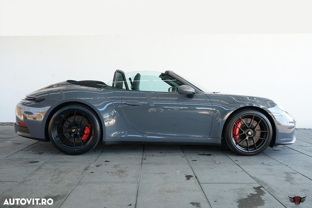 Porsche 911 Carrera GTS T-Hybrid - 1
