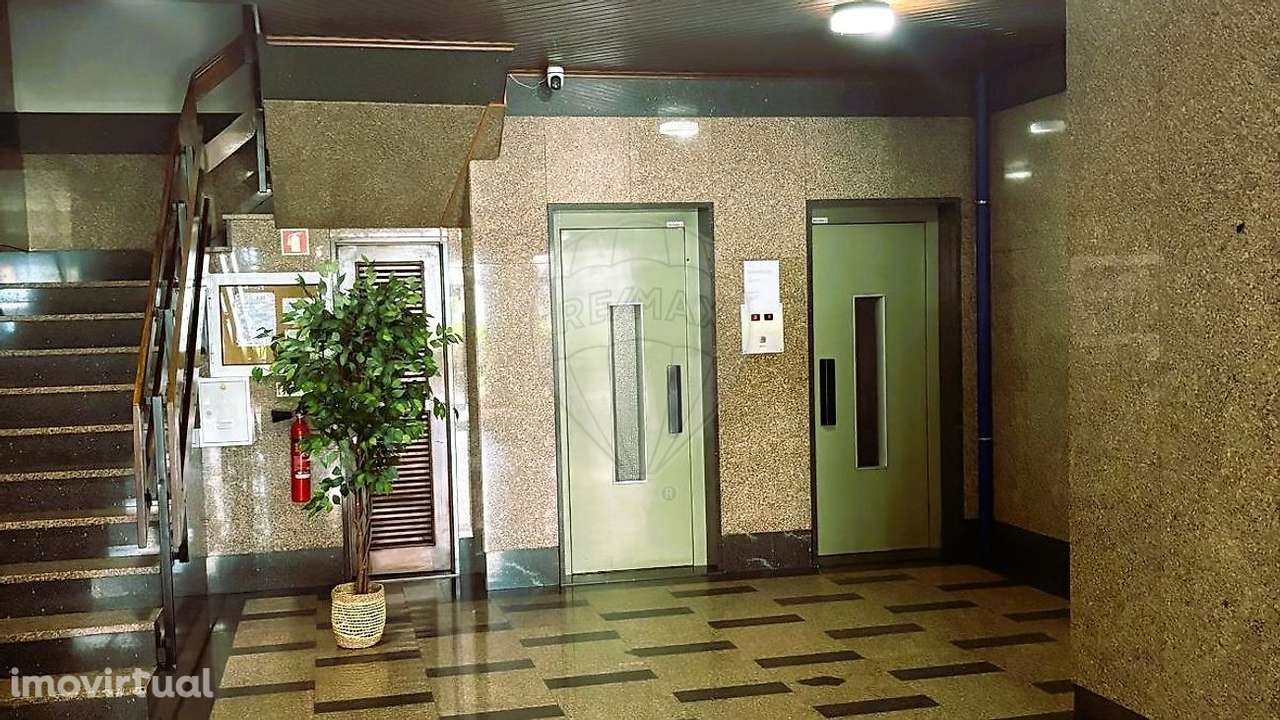 Apartamento T4 para arrendamento - Grande imagem: 2/23