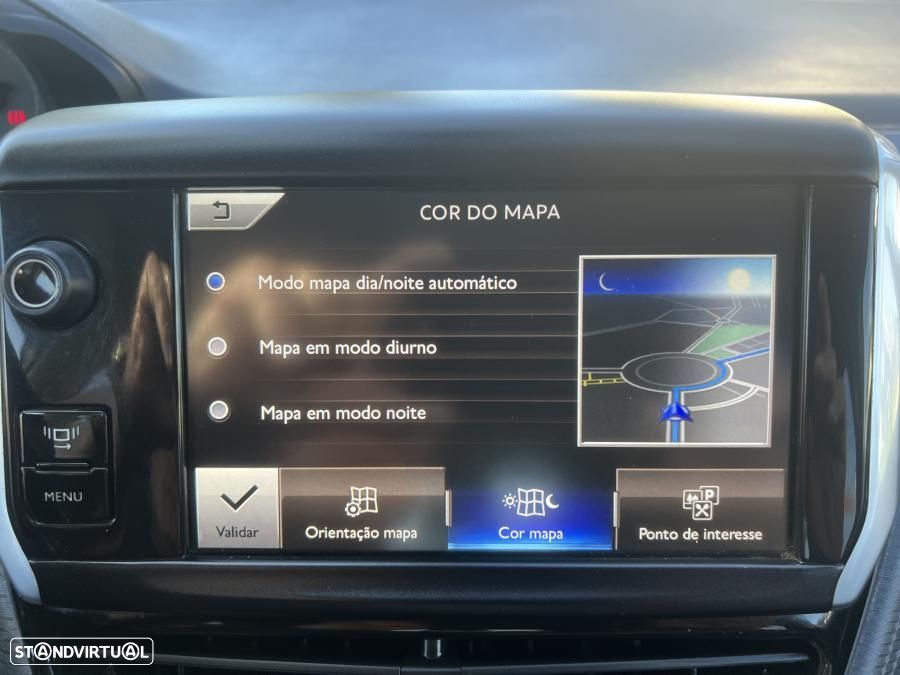 Peugeot 2008 1.6 e-HDi Allure - 37