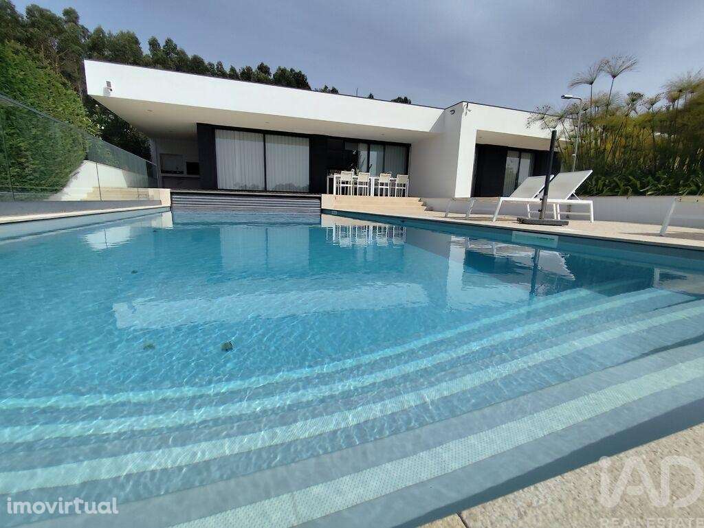 Casa / Villa T4 em Cela de 222,00 m2 - Grande imagem: 4/30