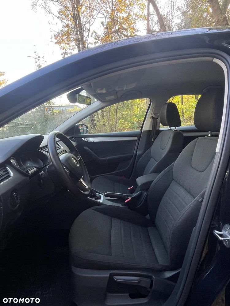Skoda Octavia 1.6 TDI Edition DSG - 24
