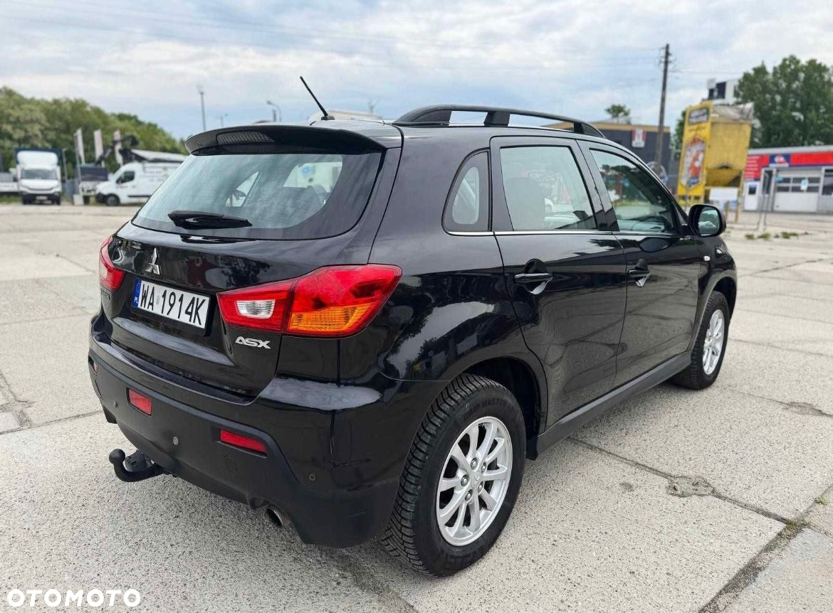 Mitsubishi ASX - 3