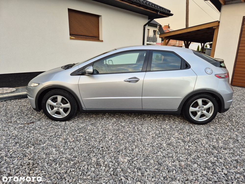 Honda Civic 1.4 i-VTEC Elegance - 13