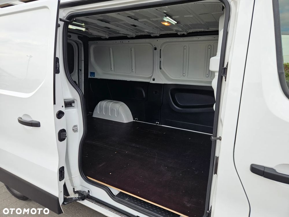 Renault Trafic Vivaro Talento - 28