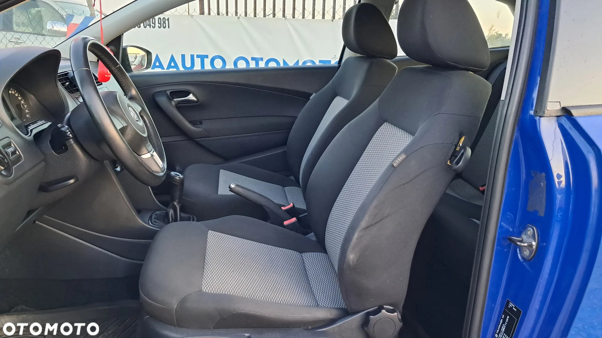 Volkswagen Polo - 8