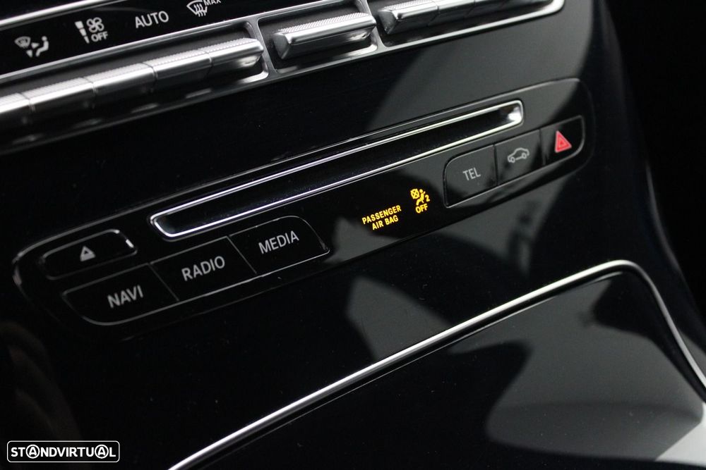 Mercedes-Benz c-200 d AMG Line Aut. - 24