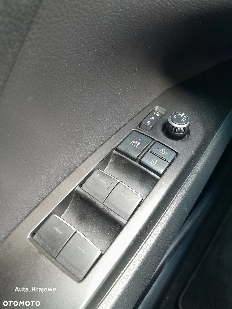 Toyota Camry 2.5 Hybrid Executive CVT - 28