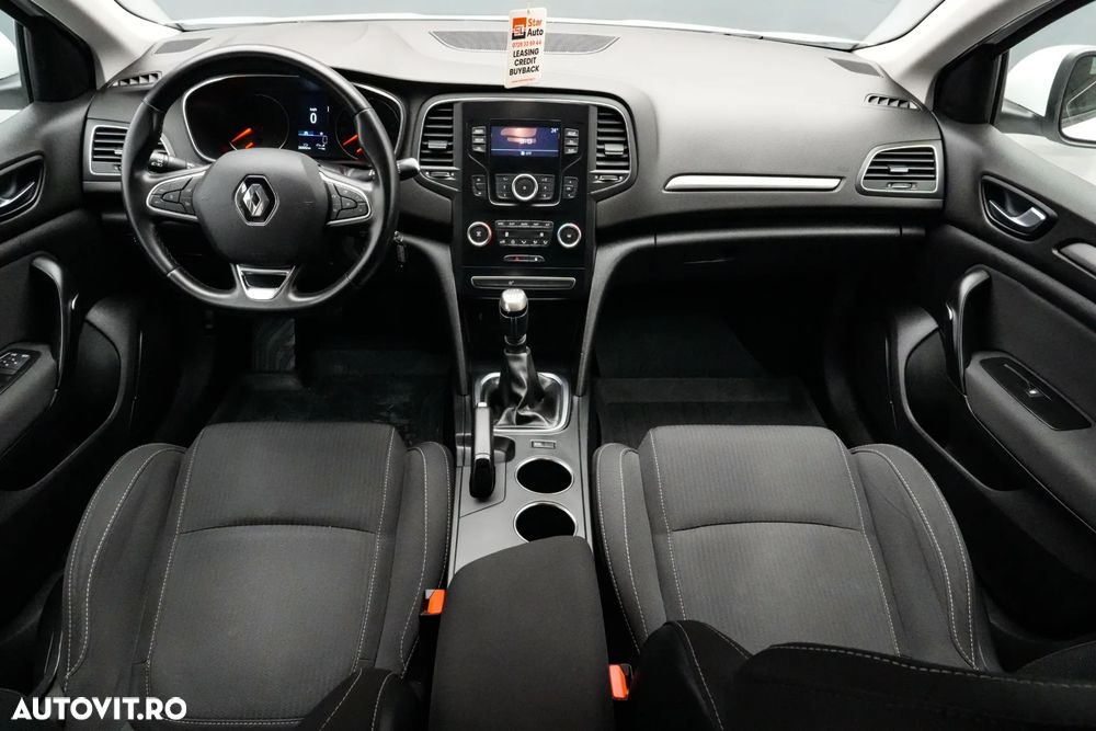 RENAULT Megane 2022 — imagine 7