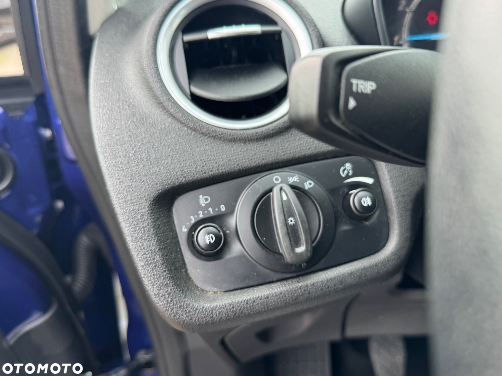 Ford Fiesta 1.4 Trend - 30