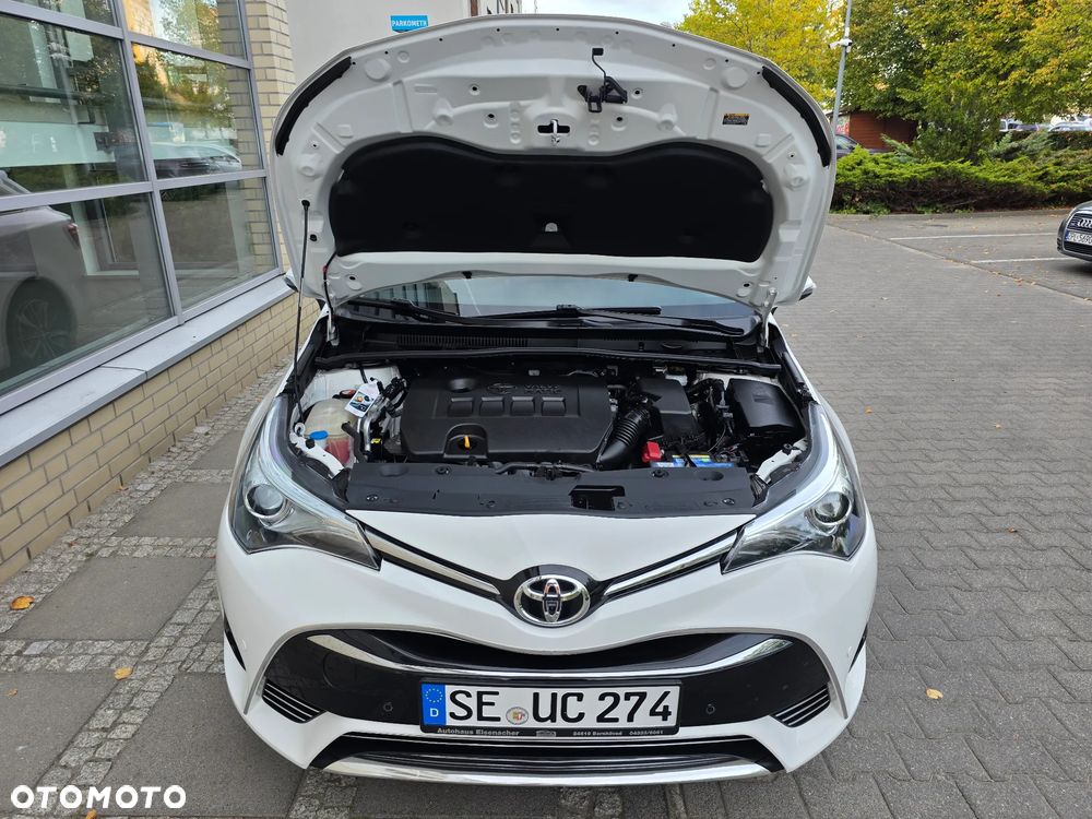Toyota Avensis - 12