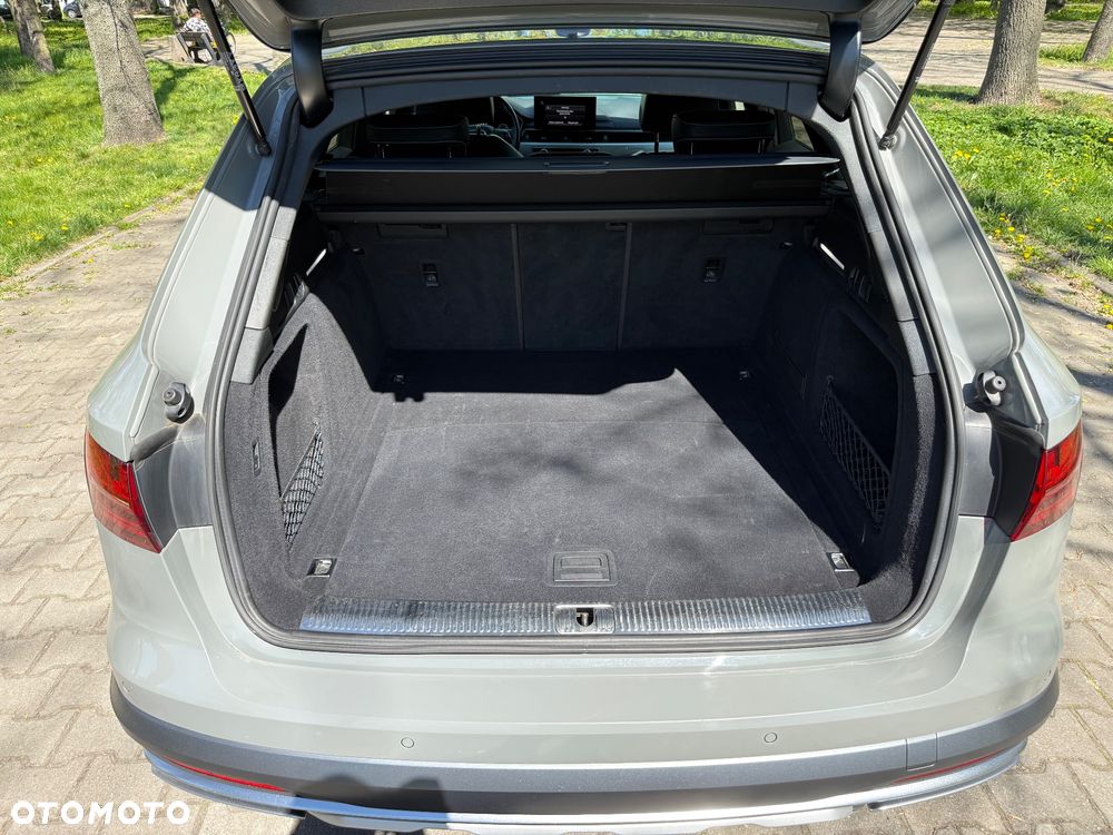 Audi A4 Allroad - 33
