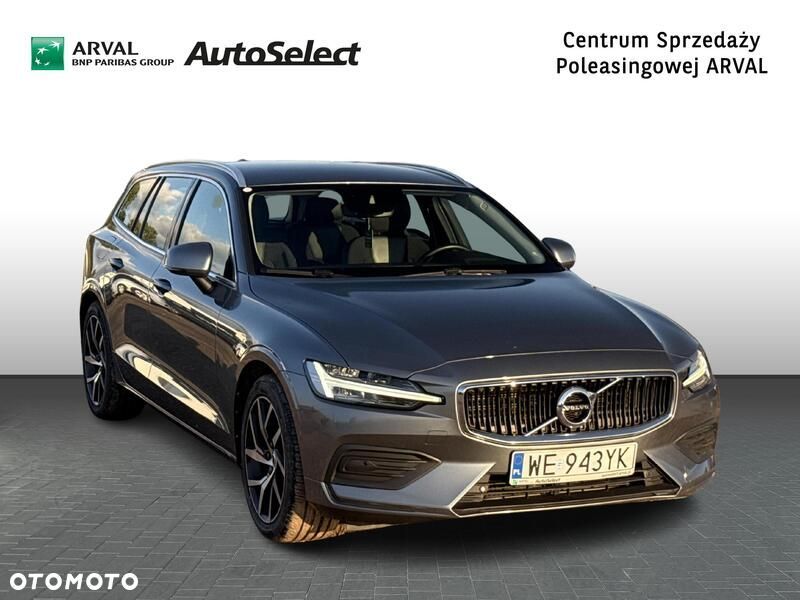 Volvo V60 T4 Momentum Pro - 8