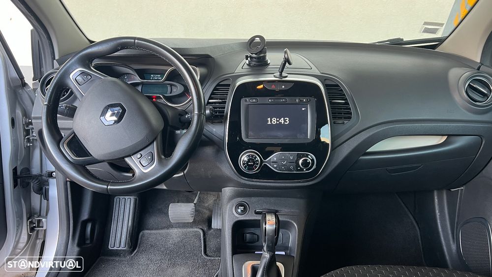 Renault Captur 1.5 dCi Exclusive EDC - 8
