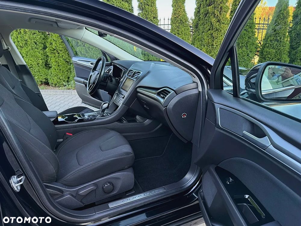 Ford Mondeo 2.0 TDCi Titanium PowerShift - 17