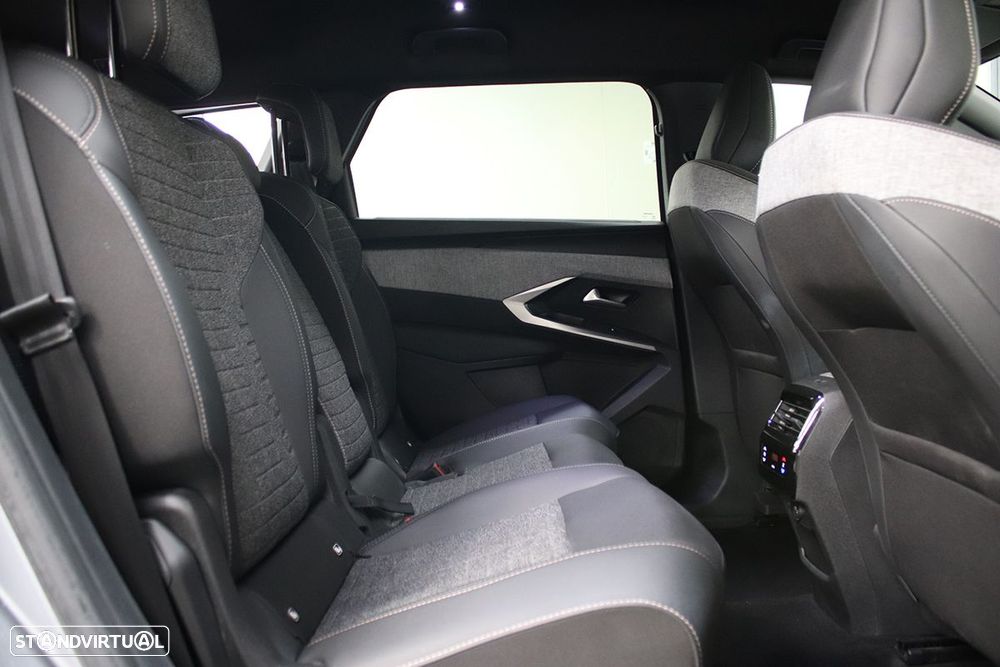 Peugeot 5008 1.2 Hybrid Allure e-DCS6 - 20