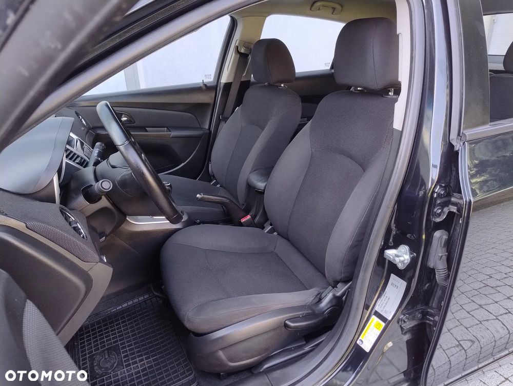 Chevrolet Cruze 1.7 D LT+ Premium - 9