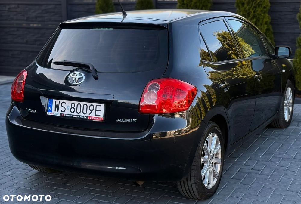 Toyota Auris 1.6 VVT-i Luna - 4