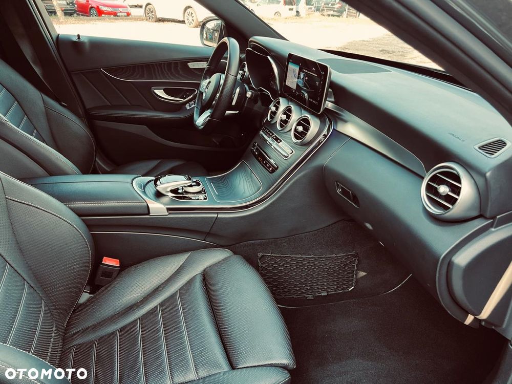 Mercedes-Benz Klasa C 220 d 4MATIC 9G-TRONIC - 15